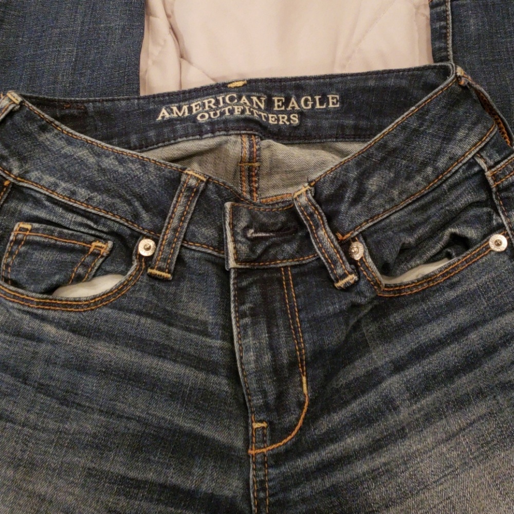 Ladies american eagle jeans